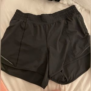Lululemon black hotty hot shorts